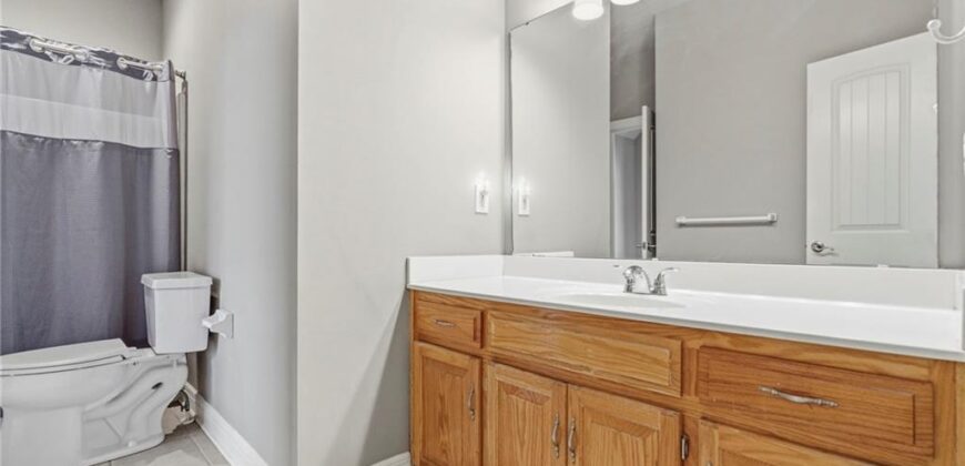 11236 N Randolph Avenue, Kansas City, MO 64157