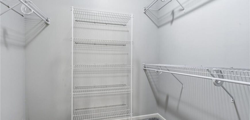 11236 N Randolph Avenue, Kansas City, MO 64157