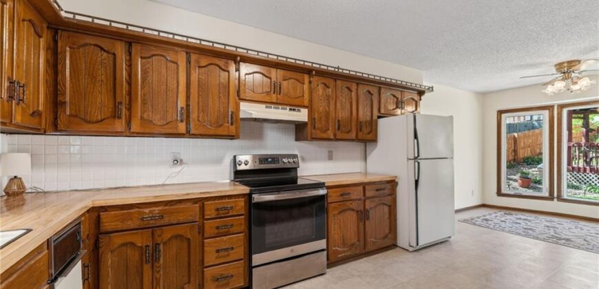 4302 NW 60th Court, Kansas City, MO 64151