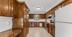 4302 NW 60th Court, Kansas City, MO 64151