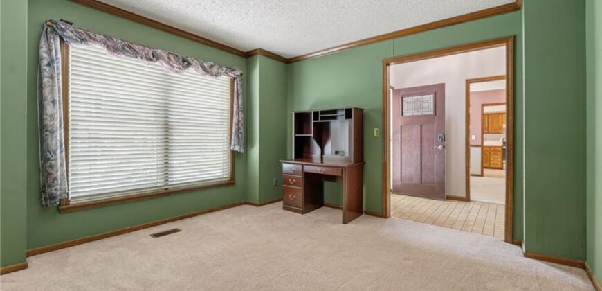 4302 NW 60th Court, Kansas City, MO 64151
