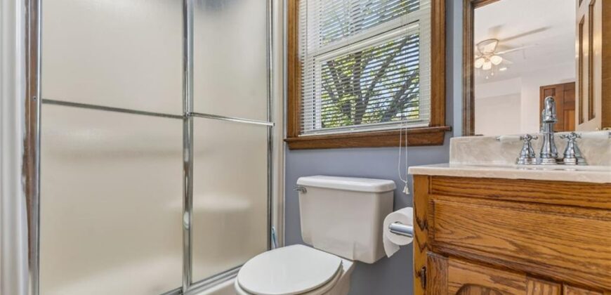 4302 NW 60th Court, Kansas City, MO 64151