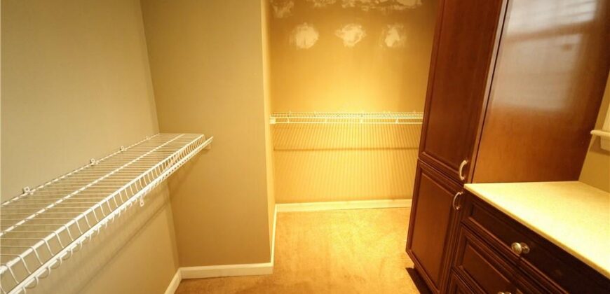 901 96th Terrace, Kansas City, MO 64155