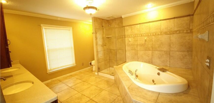 901 96th Terrace, Kansas City, MO 64155