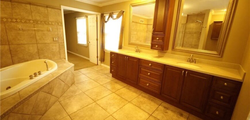 901 96th Terrace, Kansas City, MO 64155