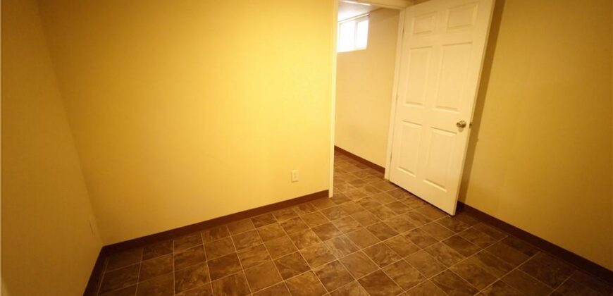 901 96th Terrace, Kansas City, MO 64155