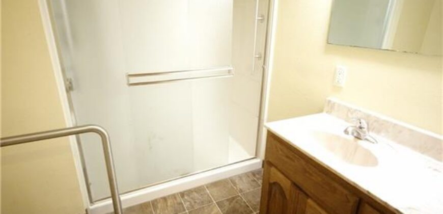 901 96th Terrace, Kansas City, MO 64155