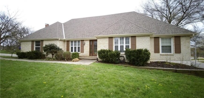901 96th Terrace, Kansas City, MO 64155