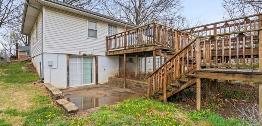 8141 NE 52nd Street, Kansas City, MO 64119