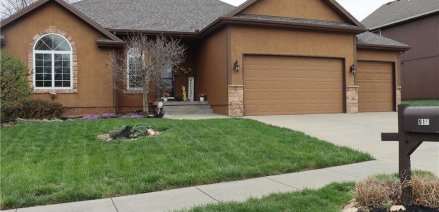 915 Englewood Drive, Kearney, MO 64060