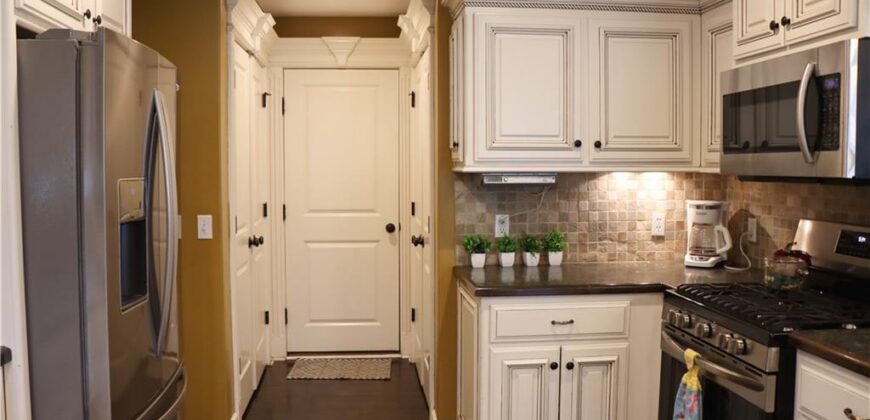 915 Englewood Drive, Kearney, MO 64060