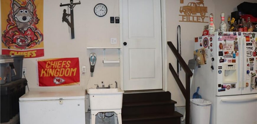 915 Englewood Drive, Kearney, MO 64060