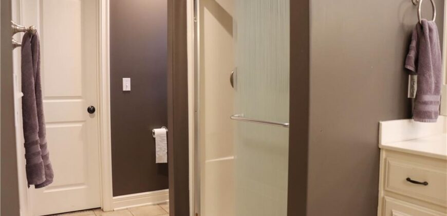 915 Englewood Drive, Kearney, MO 64060