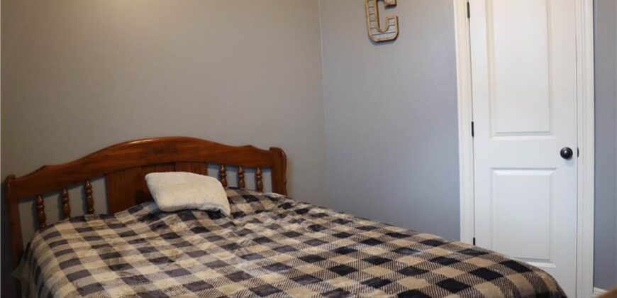 915 Englewood Drive, Kearney, MO 64060