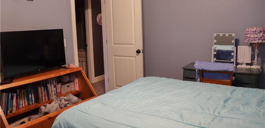 915 Englewood Drive, Kearney, MO 64060