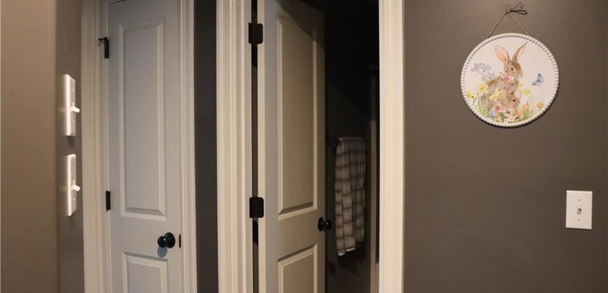 915 Englewood Drive, Kearney, MO 64060