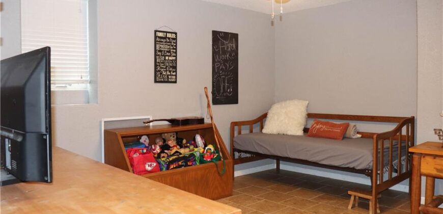 915 Englewood Drive, Kearney, MO 64060