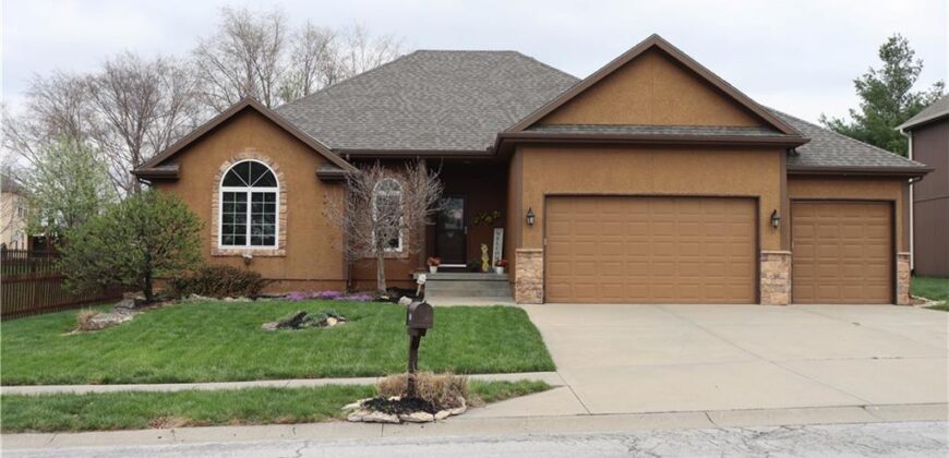 915 Englewood Drive, Kearney, MO 64060