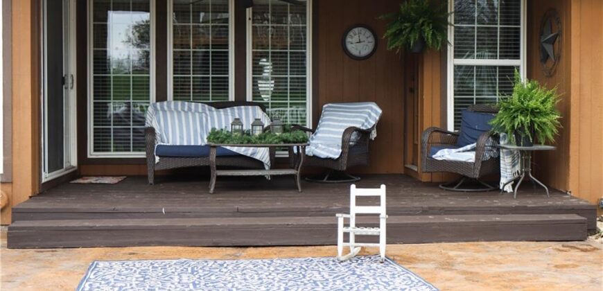 915 Englewood Drive, Kearney, MO 64060