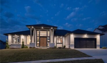 2270 NW Palisades Drive, Riverside, MO 64150