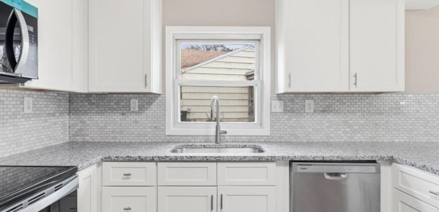 623 NE Woodlawn Street, Kansas City, MO 64116