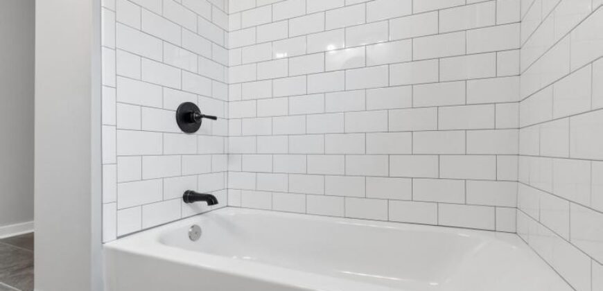 623 NE Woodlawn Street, Kansas City, MO 64116