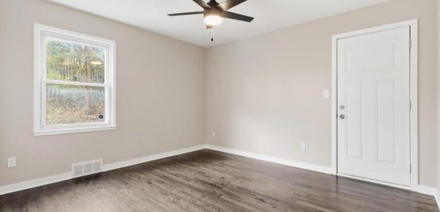 623 NE Woodlawn Street, Kansas City, MO 64116