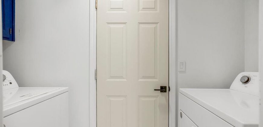 1045 NW S SOUTH SHORE Drive, Lake Waukomis, MO 64151