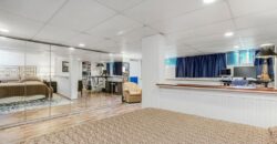 1045 NW S SOUTH SHORE Drive, Lake Waukomis, MO 64151