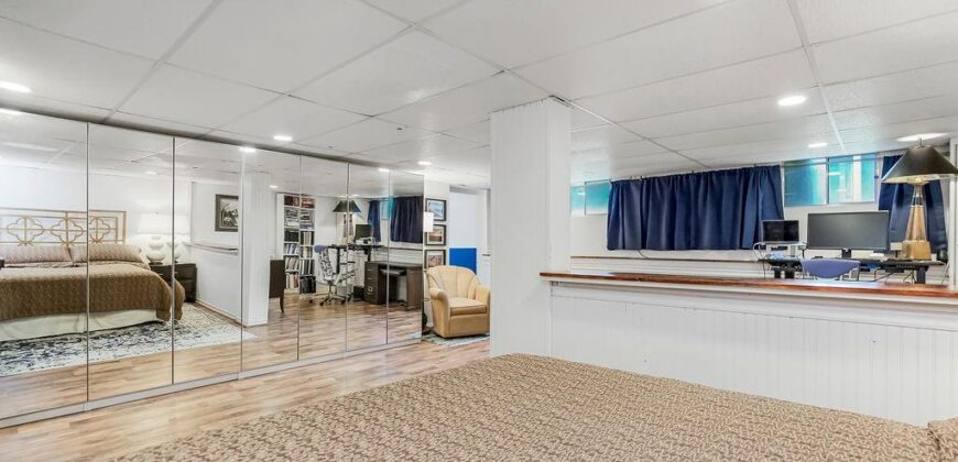 1045 NW S SOUTH SHORE Drive, Lake Waukomis, MO 64151