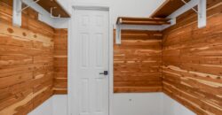 1045 NW S SOUTH SHORE Drive, Lake Waukomis, MO 64151