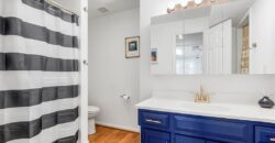 1045 NW S SOUTH SHORE Drive, Lake Waukomis, MO 64151