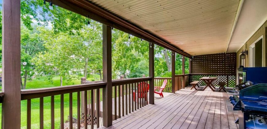 1045 NW S SOUTH SHORE Drive, Lake Waukomis, MO 64151