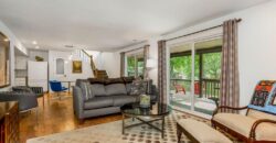 1045 NW S SOUTH SHORE Drive, Lake Waukomis, MO 64151