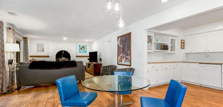 1045 NW S SOUTH SHORE Drive, Lake Waukomis, MO 64151