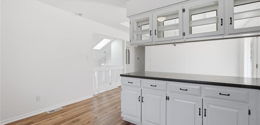 4109 NW 65th Street, Kansas City, MO 64151