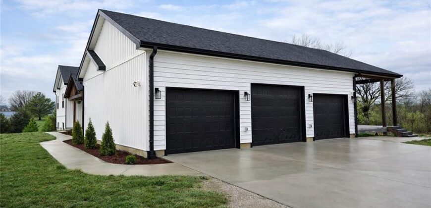 24218 NE 136th Street, Excelsior Springs, MO 64024