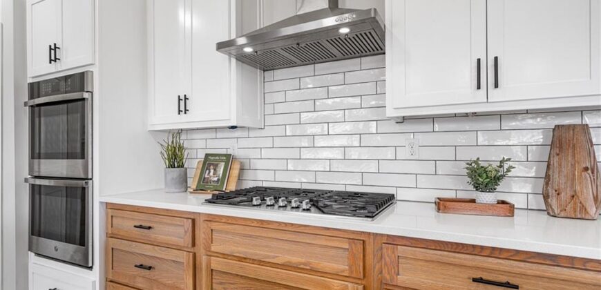 24218 NE 136th Street, Excelsior Springs, MO 64024