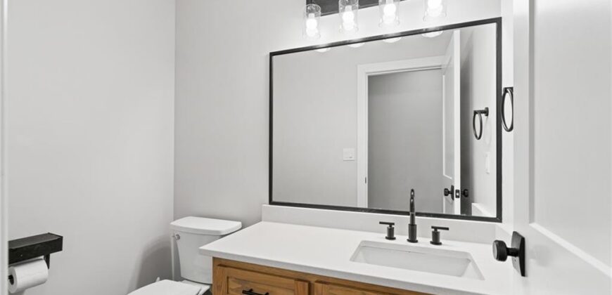 24218 NE 136th Street, Excelsior Springs, MO 64024