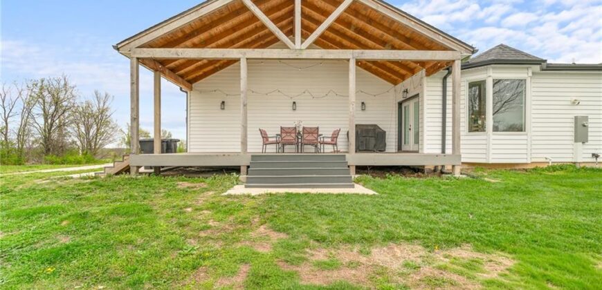 24218 NE 136th Street, Excelsior Springs, MO 64024