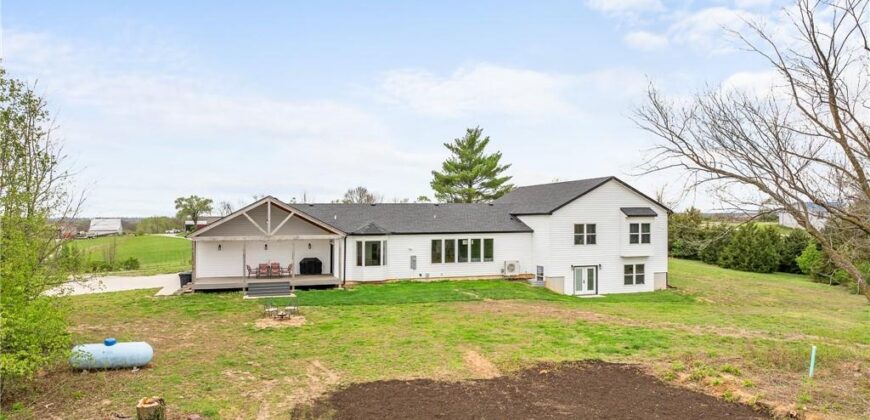 24218 NE 136th Street, Excelsior Springs, MO 64024
