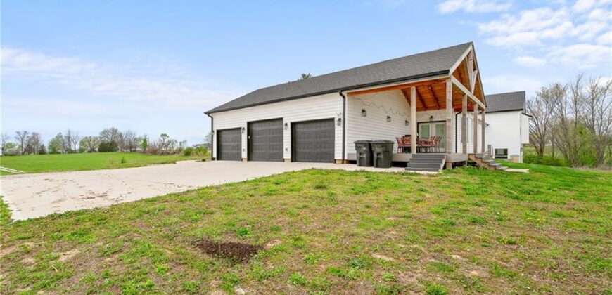24218 NE 136th Street, Excelsior Springs, MO 64024