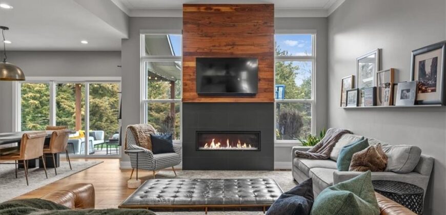 6927 Glenn Lane, Parkville, MO 64152