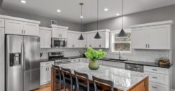 6927 Glenn Lane, Parkville, MO 64152