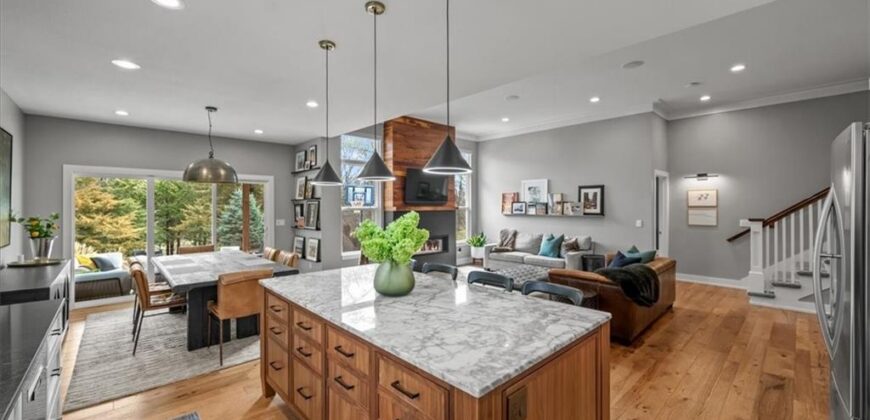 6927 Glenn Lane, Parkville, MO 64152