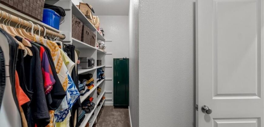 6927 Glenn Lane, Parkville, MO 64152