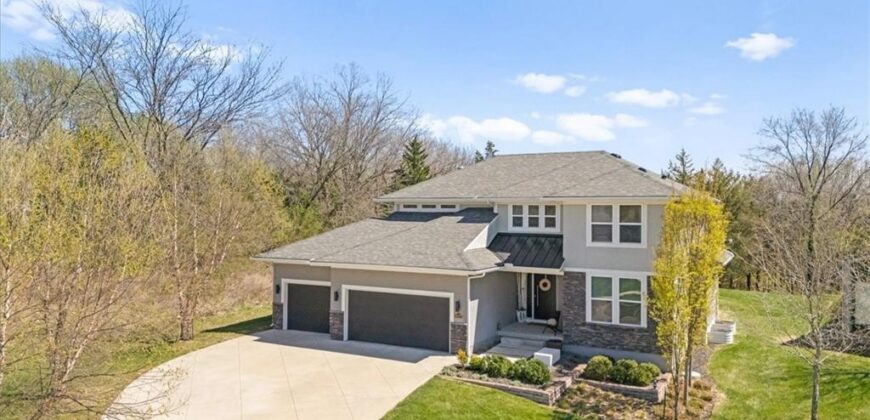 6927 Glenn Lane, Parkville, MO 64152