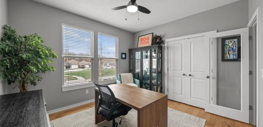 6927 Glenn Lane, Parkville, MO 64152