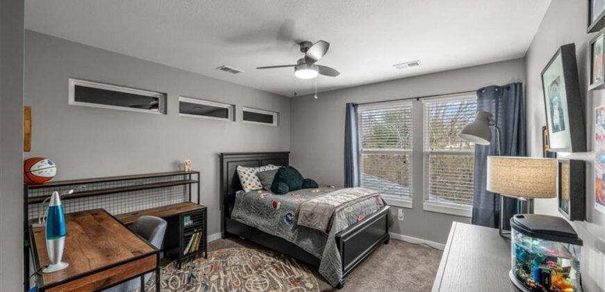 6927 Glenn Lane, Parkville, MO 64152