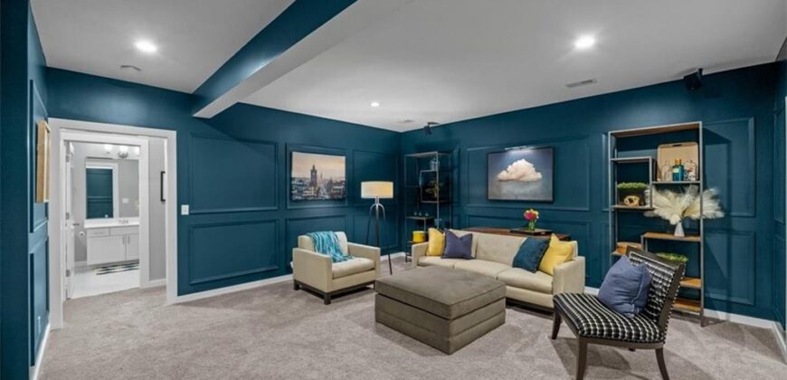 6927 Glenn Lane, Parkville, MO 64152